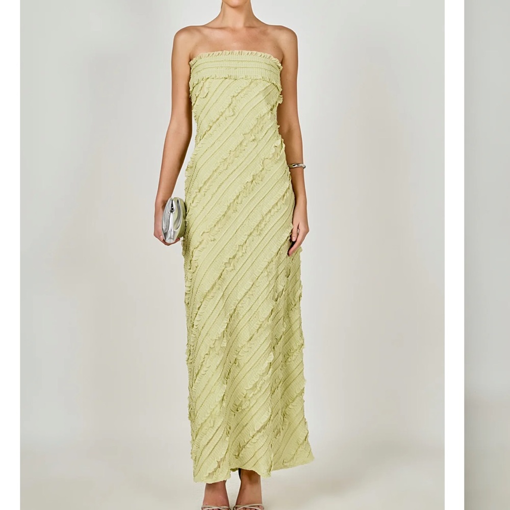 Endless Rose NWT Strapless Ruffled Maxi Dress